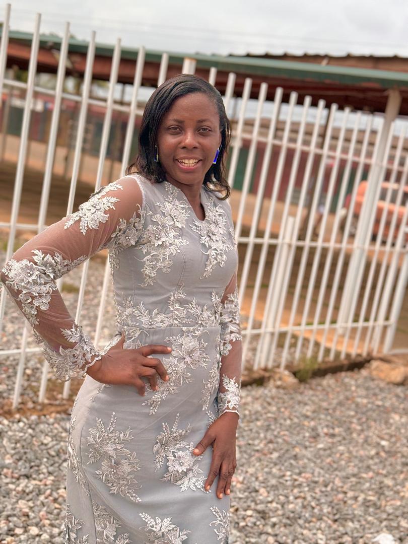 Elizabeth Maku Okley